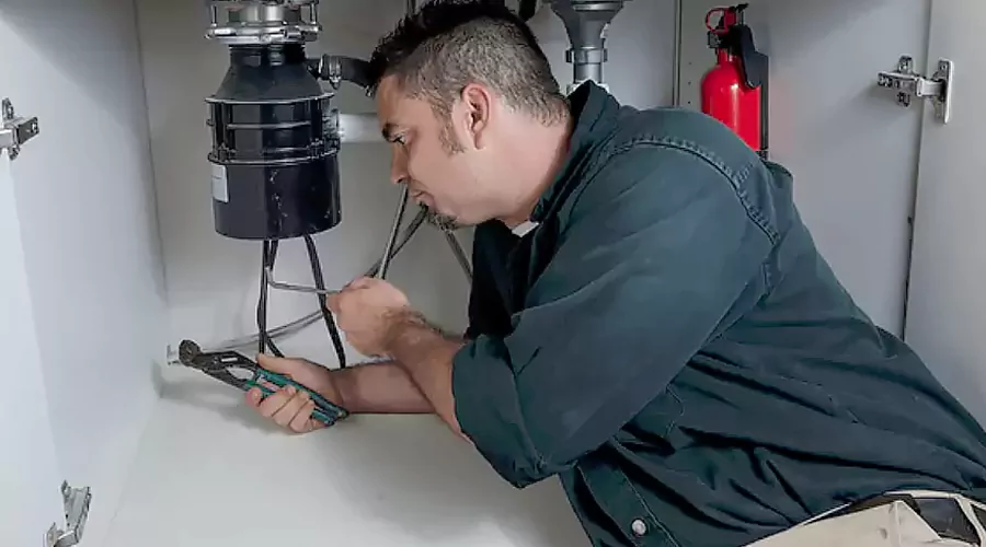 How Do You Fix Garbage Disposal: How to Fix Common Issues