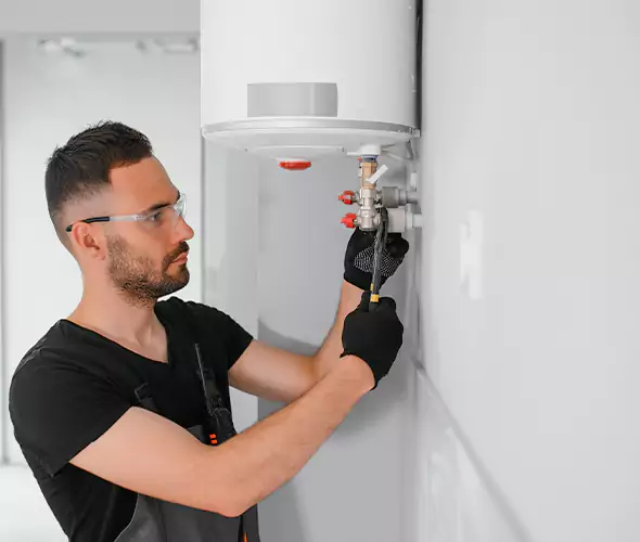Expert Plumber for Water Heater Expansion Tank Installation in Holtsville, NY
