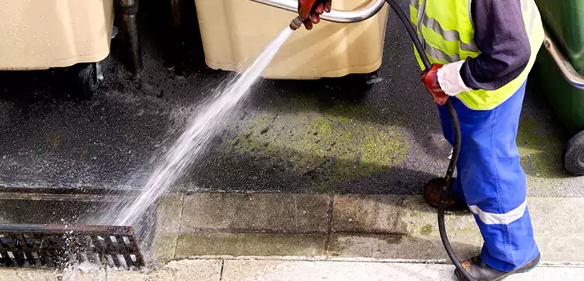 Jet Drain Cleaning in Holtsville